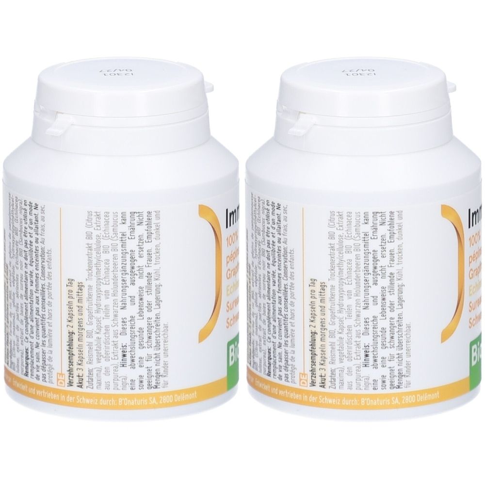 Zwei weiße Flaschen mit Schraubverschluss. Auf den Etiketten sind Produktinformationen und das Bio-Siegel abgebildet.