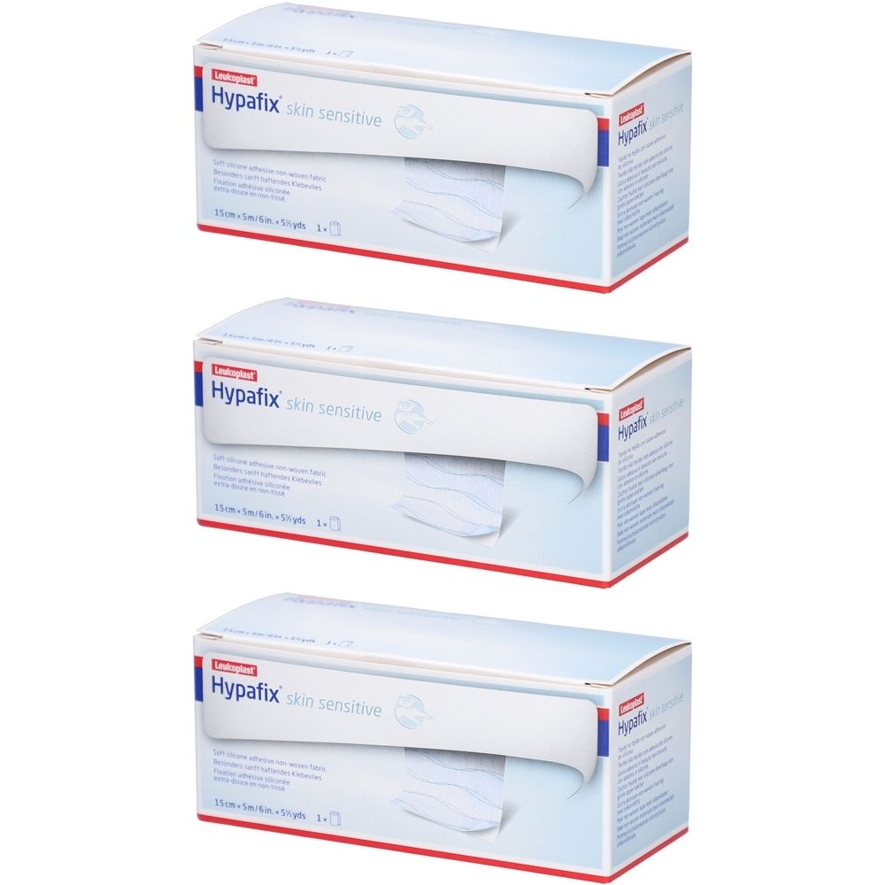 Drei Kartons mit der Aufschrift Hypafix skin sensitive. Auf jedem Karton steht 15 cm x 5 m.
