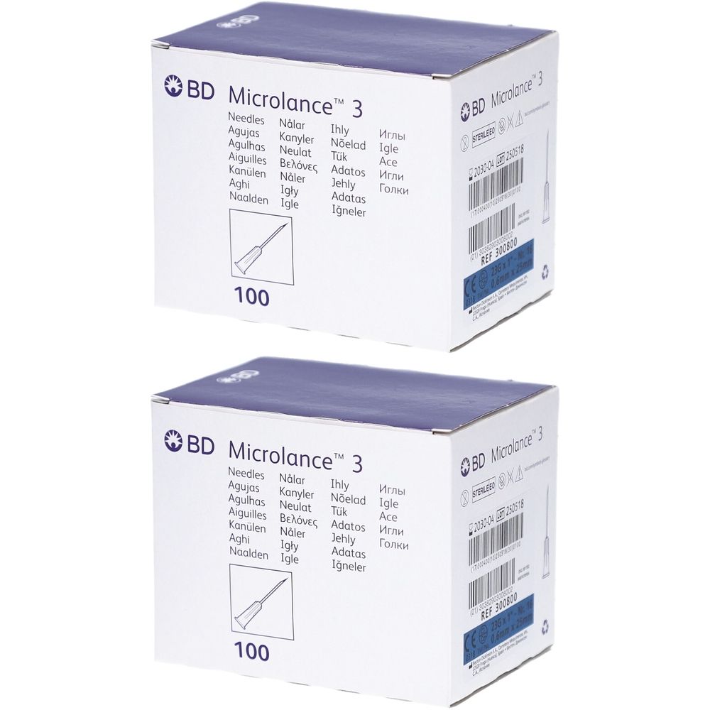 Zwei Kartons mit BD Microlance 3 Nadeln. Aufschrift: 100 Nadeln. Produktname und weitere Informationen auf den Kartons.