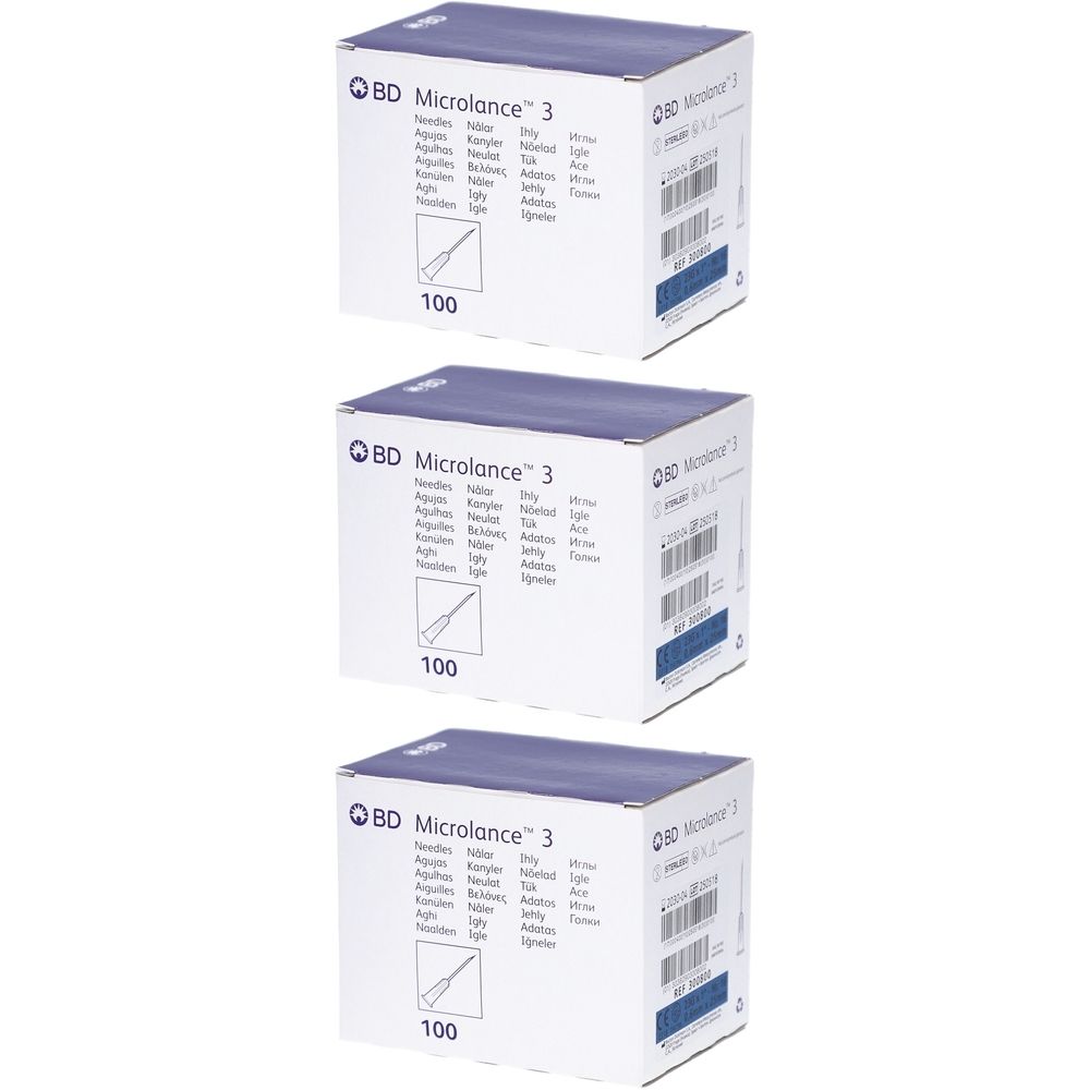 Drei Kartons mit BD Microlance 3 Nadeln. Aufdruck: Nadeln, 100 Stück. Weißer Karton mit blauem Deckel und Produktinformationen.