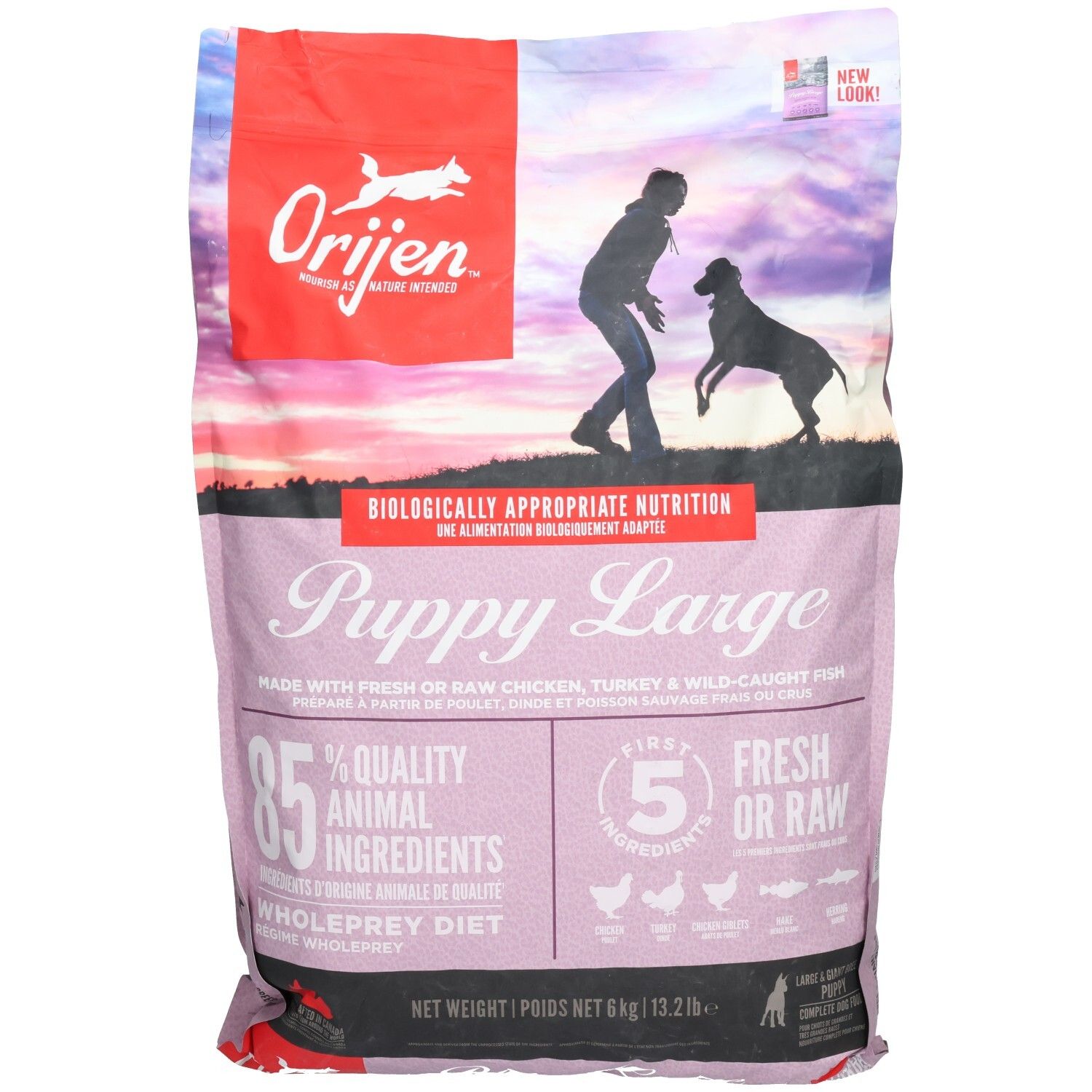 Rosa Beutel mit ORIJEN-Logo und „Puppy Large“-Schriftzug. Enthält 85 % tierische Zutaten. Abbildung eines Hundes und einer Person.