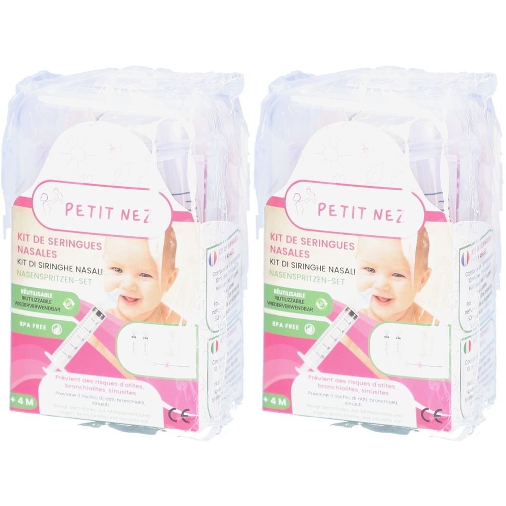 Zwei verpackte Sets mit Nasenspritzen. Auf der Verpackung: Produktname, Babyfoto, Text in Deutsch, Italienisch und Französisch. CE-Zeichen.