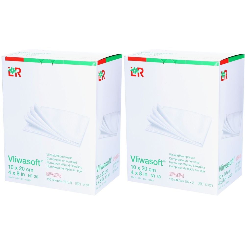 Zwei weiße Kartons mit Vliwasoft-Kompressen. Aufdruck: 10 x 20 cm, 4 x 8 in. Logo ER. Steril. 4-lagig.