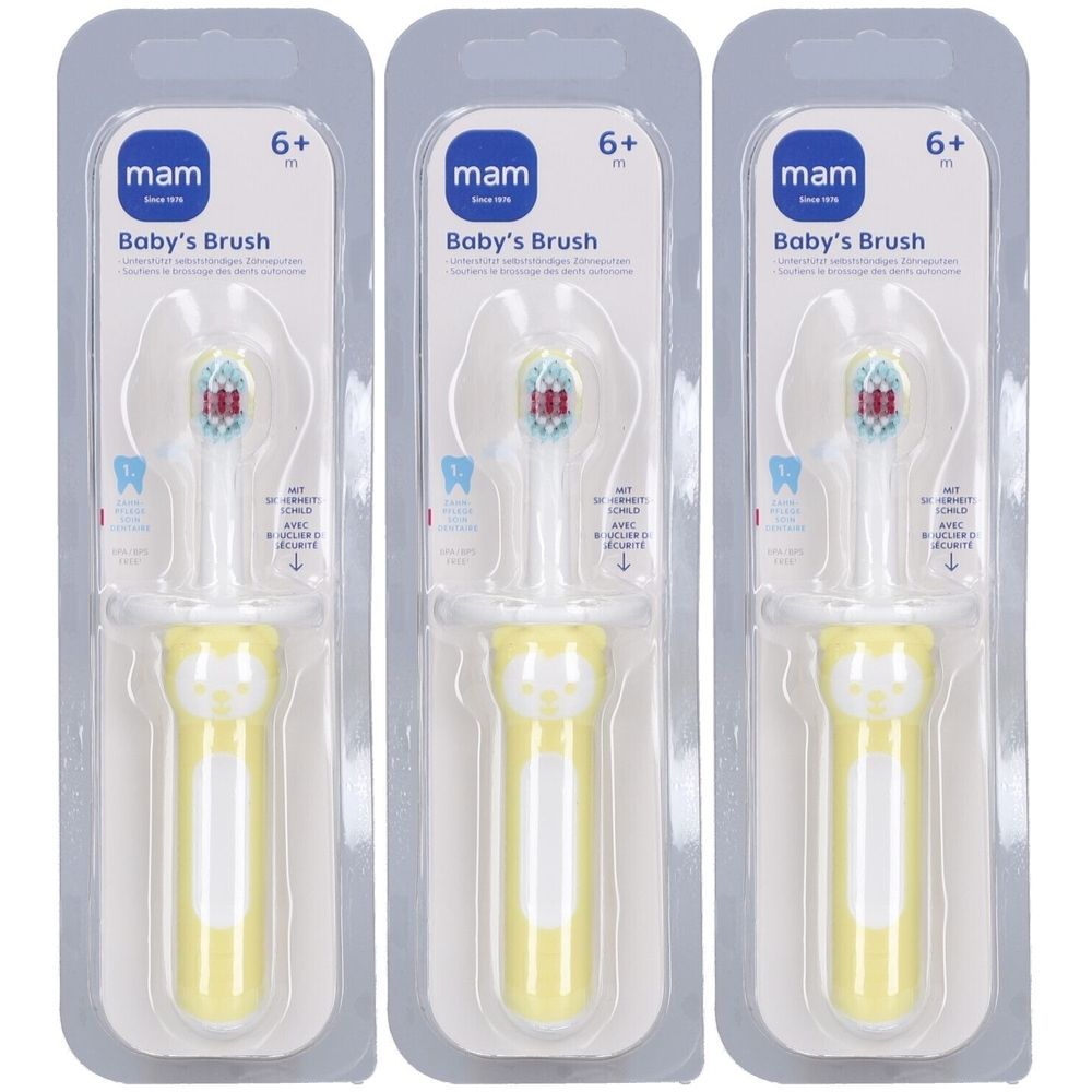 Trois brosses à dents pour bébés en emballage blister. Manches jaunes avec motif animal, têtes de brosse blanches avec poils colorés. Emballage avec logo et nom du produit.