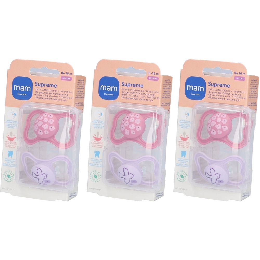 Drei Schnuller in Verpackung. Rosa und lila Silikon-Sauger. Verpackung mit Logo und Produktinformationen.