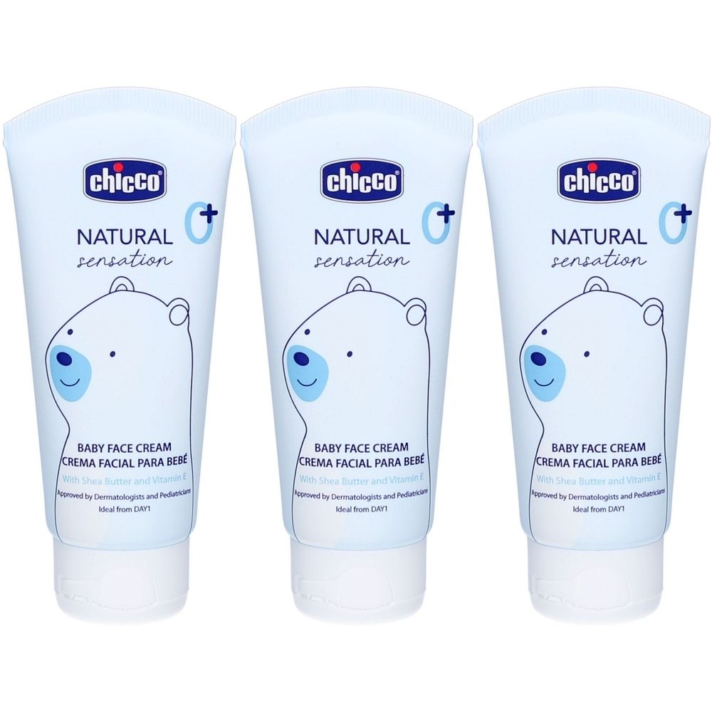 Trois tubes de crème pour le visage pour bébé. Tubes bleu clair avec bouchon blanc. Impression : marque, nom du produit, illustration d'ours.