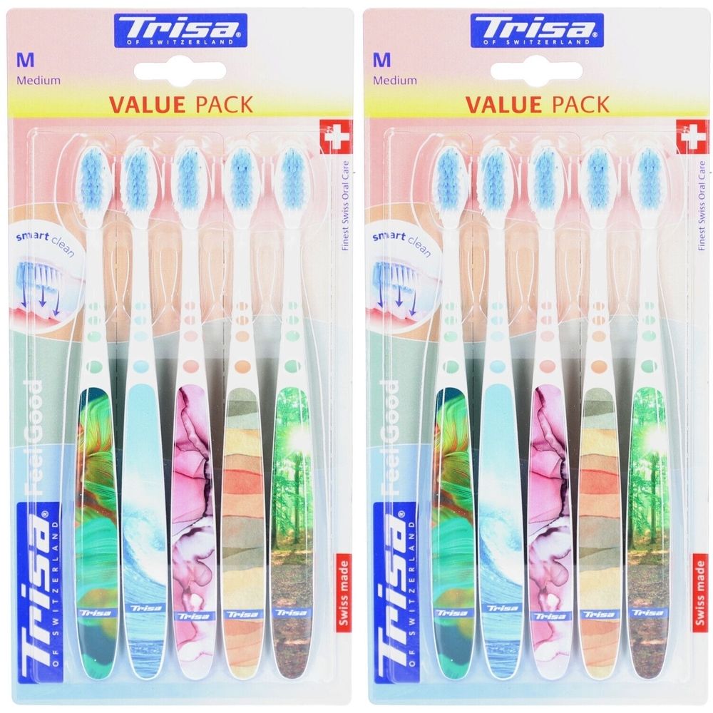 Zahnbürsten-Packung. Enthält 5 Zahnbürsten mit blauen Borsten und farbigen Griffen. Marke: Trisa. Aufschrift: Value Pack, Swiss made.