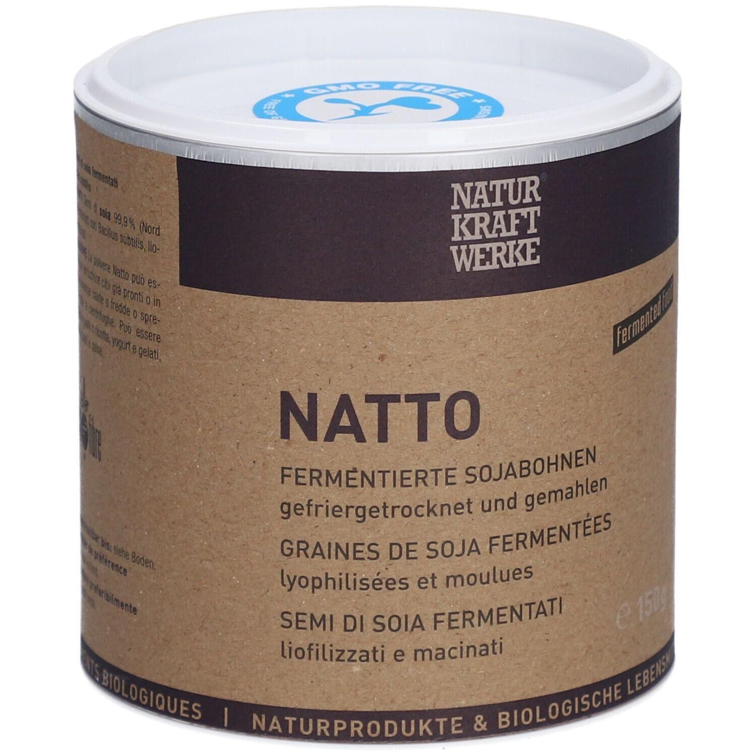 Boîte cylindrique avec couvercle. Inscription NATURKRAFTWERKE NATTO. Texte en allemand, français et italien. Sceau sans OGM.