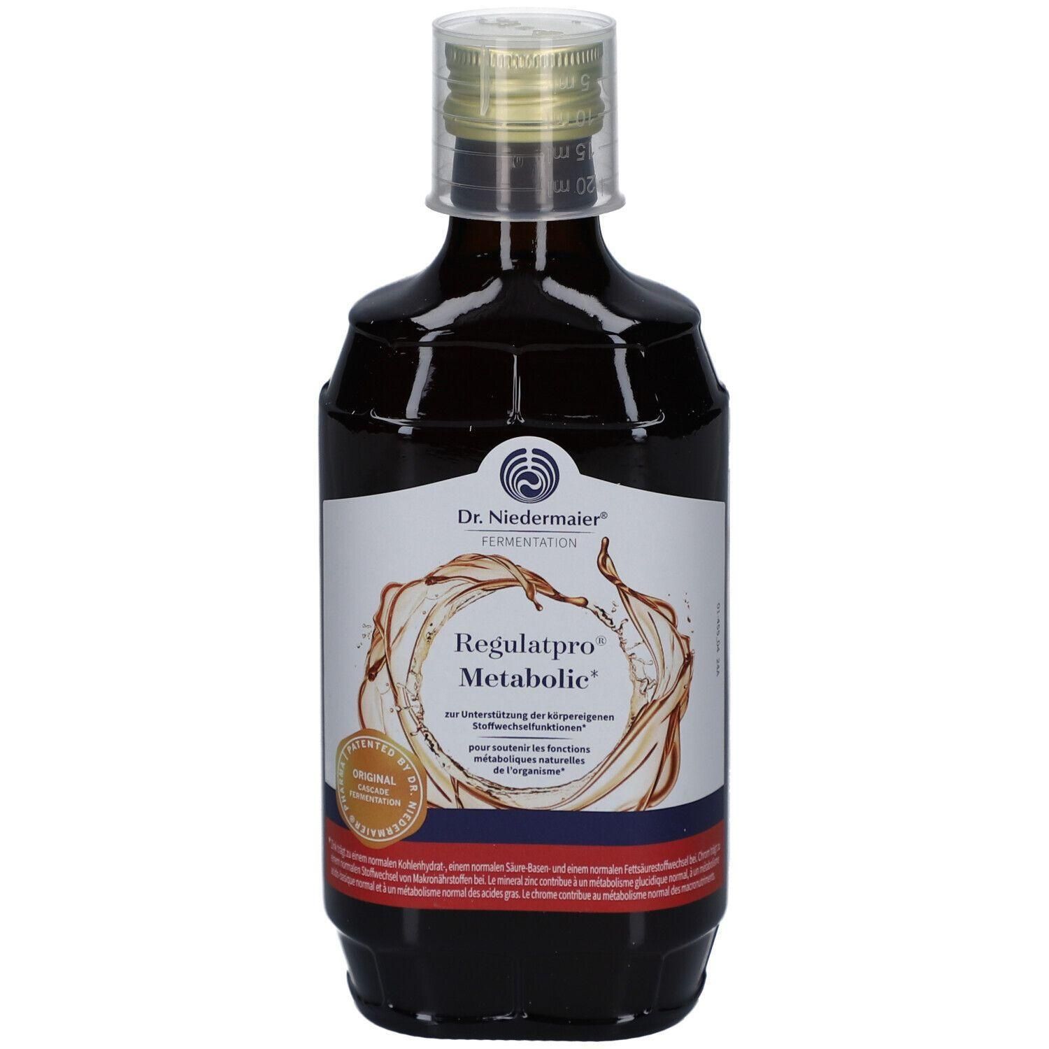 Braune Glasflasche mit weißem Etikett. Aufschrift: Regulatpro Metabolic. Mit goldfarbenem Verschluss.
