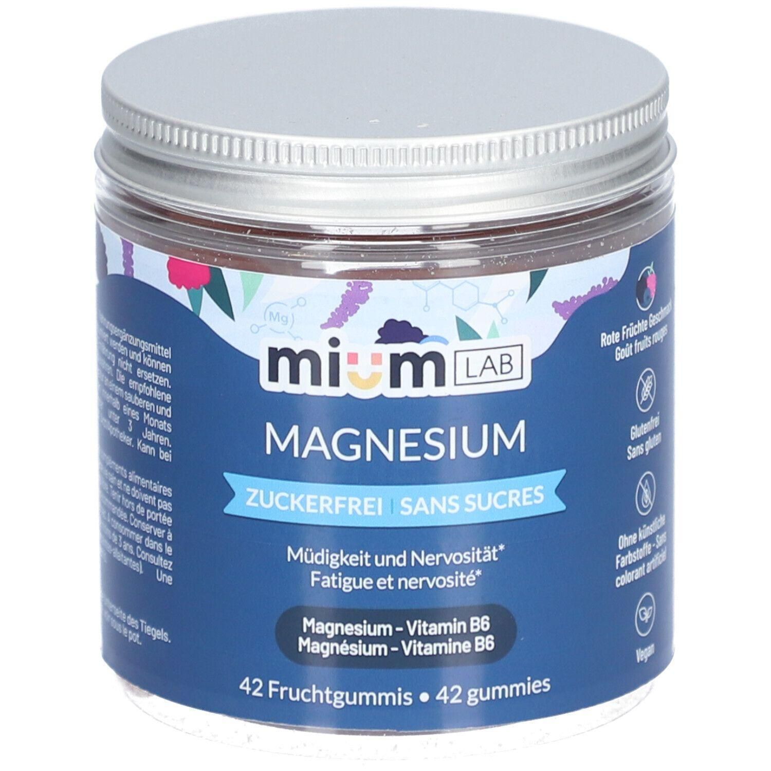 Runde Dose mit Schraubverschluss. Aufschrift: mium LAB Magnesium zuckerfrei. Enthält 42 Fruchtgummis. Angaben zu Magnesium und Vitamin B6.