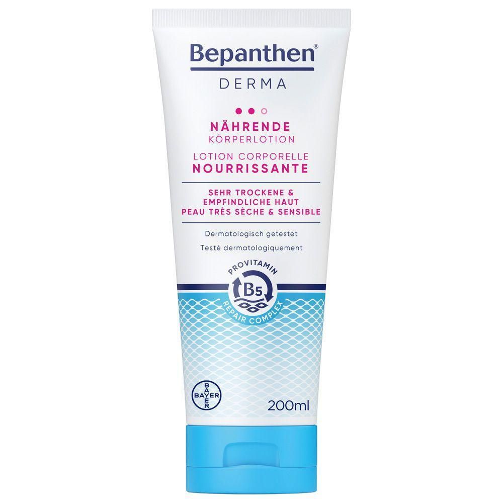 Weiße Tube mit blauer Kappe. Aufschrift: Bepanthen Derma, nährende Körperlotion. Für sehr trockene und empfindliche Haut.