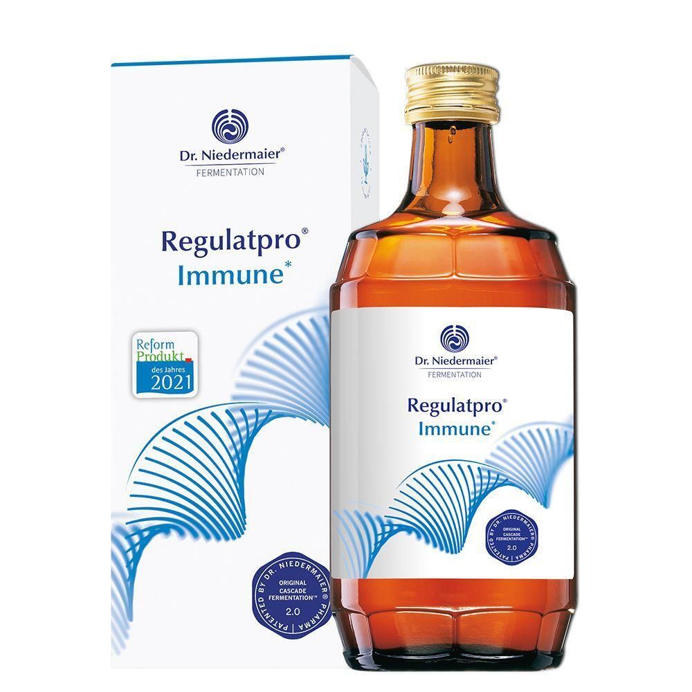 Bouteille en verre brun et boîte avec informations produit. Inscription: Regulatpro Immune. Reform Produkt 2021.