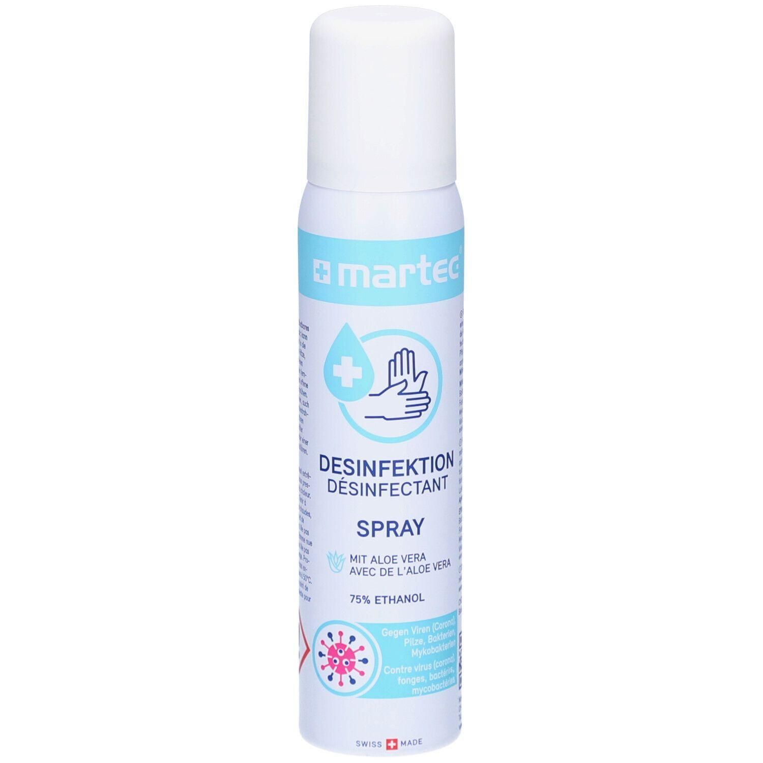 Weiß-blaue Sprühflasche. Beschriftung: martec, Desinfektion Spray, 75% Ethanol, mit Aloe Vera. Schweizer Kreuz.