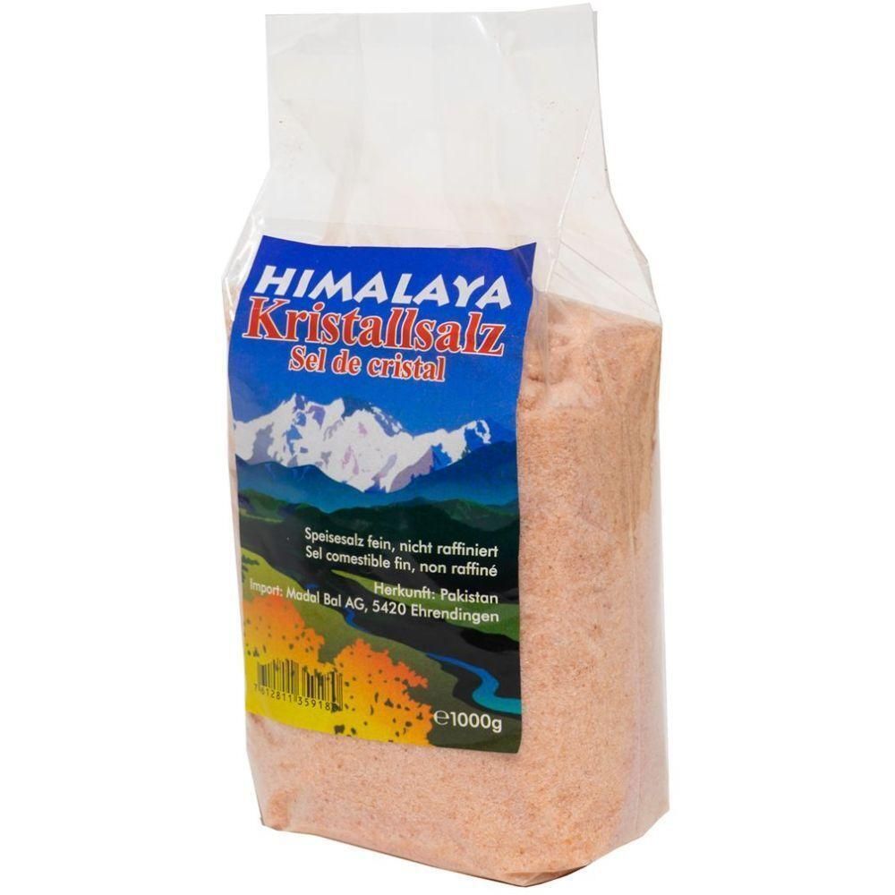 Beutel mit Himalaya Kristallsalz. Aufschrift: Himalaya Kristallsalz, Sel de cristal. Inhalt: 1000g.