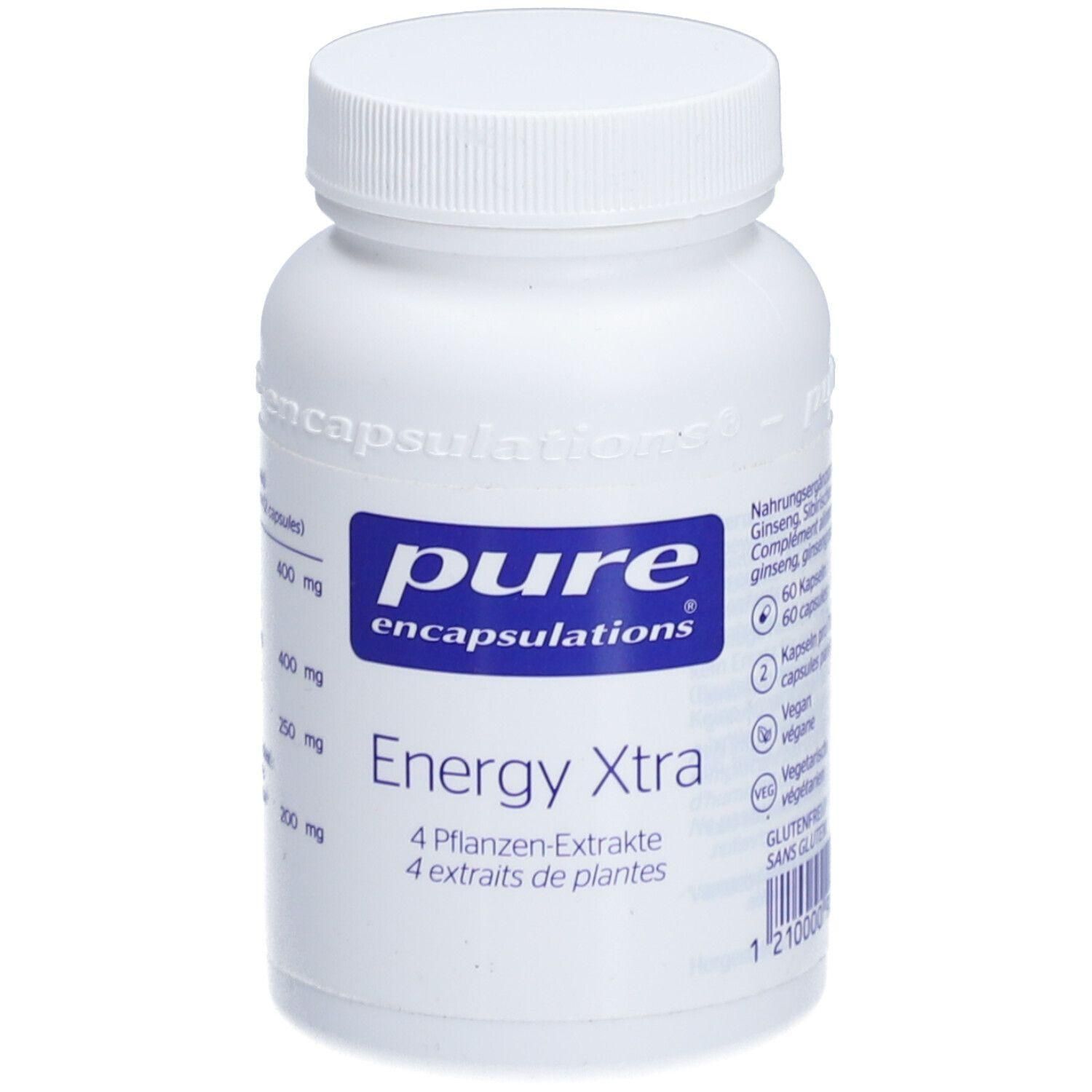 Weiße Flasche mit blauem Etikett. Aufschrift: pure encapsulations, Energy Xtra, 4 Pflanzen-Extrakte. Deckel.