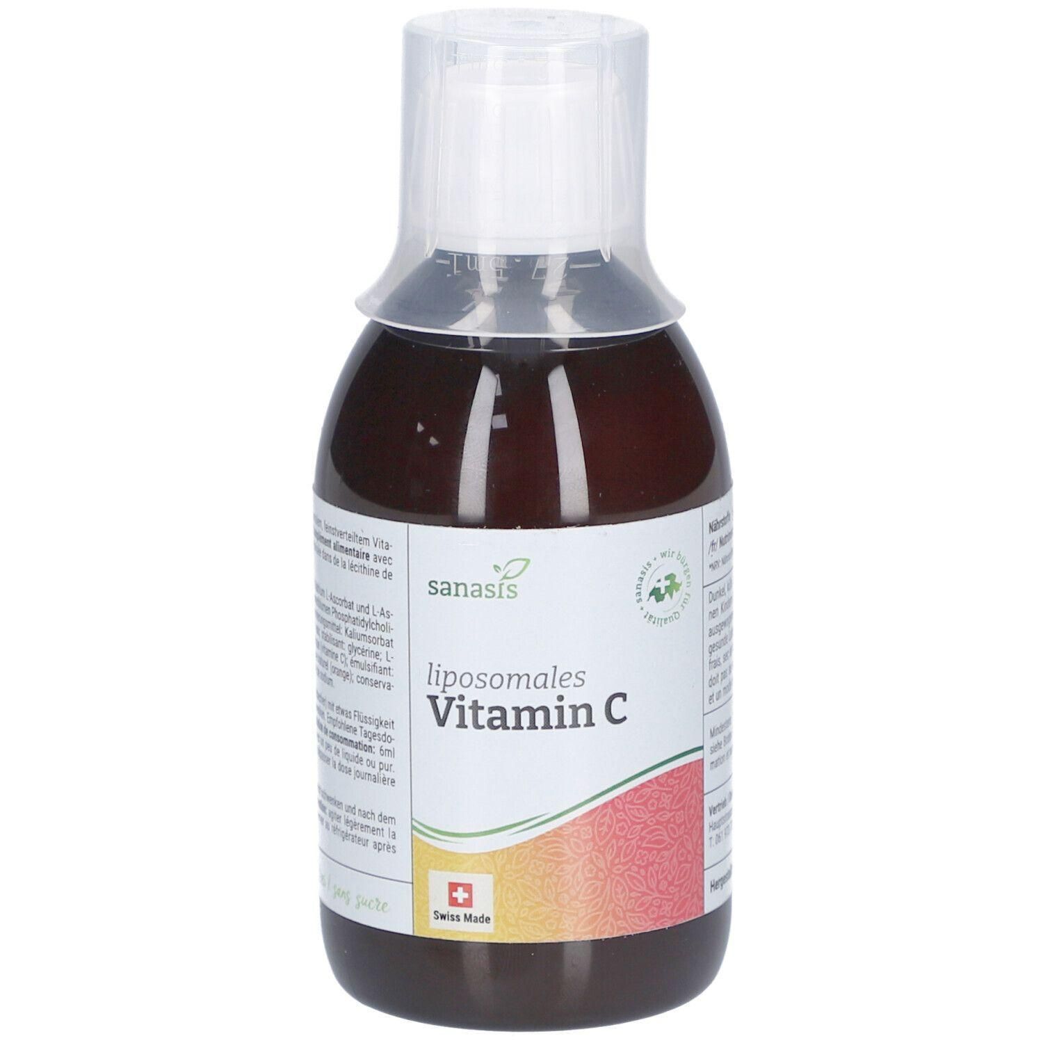 Braune Flasche mit weißem Verschluss. Aufschrift: liposomes Vitamin C. Logo: Sanasis. Schweizer Kreuz. Flüssige Ergänzung.