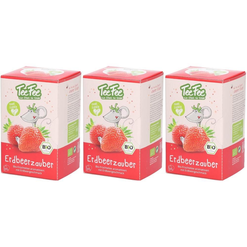 Trois boîtes de thé TeeFee à la fraise. Emballage rouge et blanc avec fraises, illustration de souris et label bio.