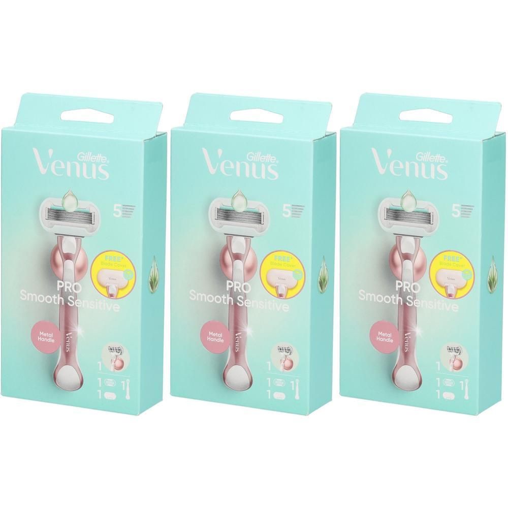 Trois boîtes de rasoirs. Chaque boîte affiche un rasoir et le texte "Venus Pro Smooth Sensitive".