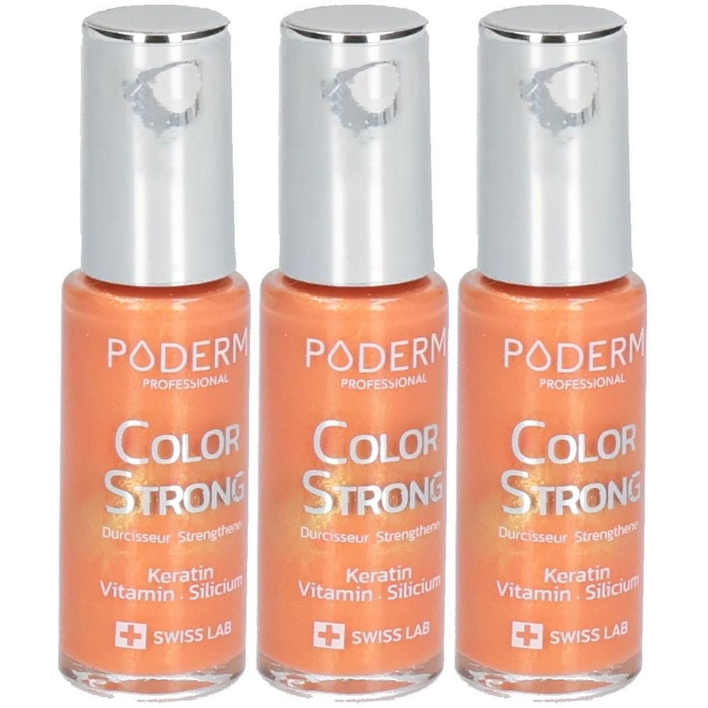 Drei Flaschen Nagellack. Orangefarbener Lack mit silbernem Deckel. Aufschrift: PODERM, COLOR STRONG, Swiss Lab.