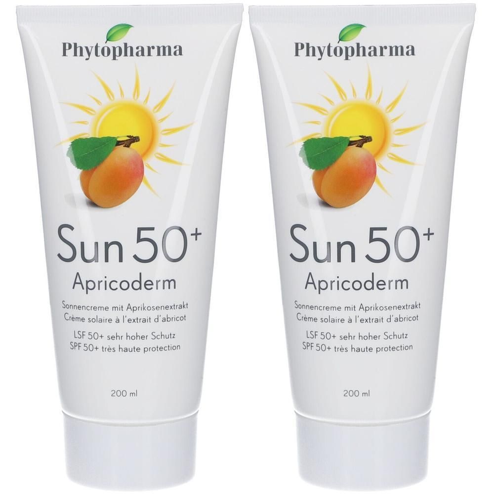 Deux tubes de crème solaire. Inscription: Phytopharma, Sun 50+, Apricoderm, SPF 50+. Illustration: soleil et abricot. 200 ml.