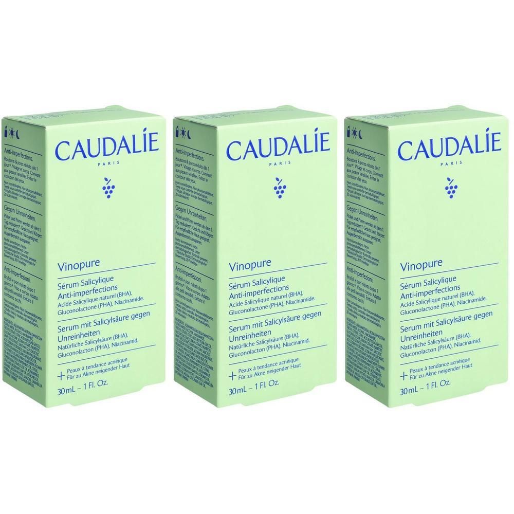Trois boîtes vertes CAUDALIE Vinopure. Inscriptions: Sérum Salicylique, Anti-imperfections, 30ml.