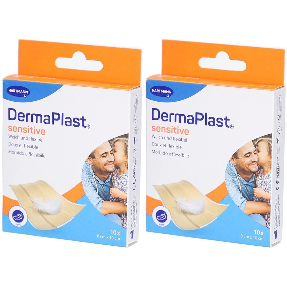 Zwei Kartons mit Pflastern. Aufdruck: DermaPlast sensitive, 10 Stück, 8x10cm. Orangefarbener Aufhänger.