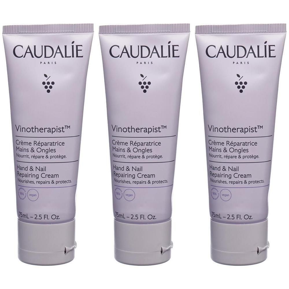 Drei Tuben Hand- und Nagelcreme. Auf jeder Tube steht CAUDALIE, Vinotherapist, Crème Réparatrice Mains & Ongles, Hand & Nail Repairing Cream.
