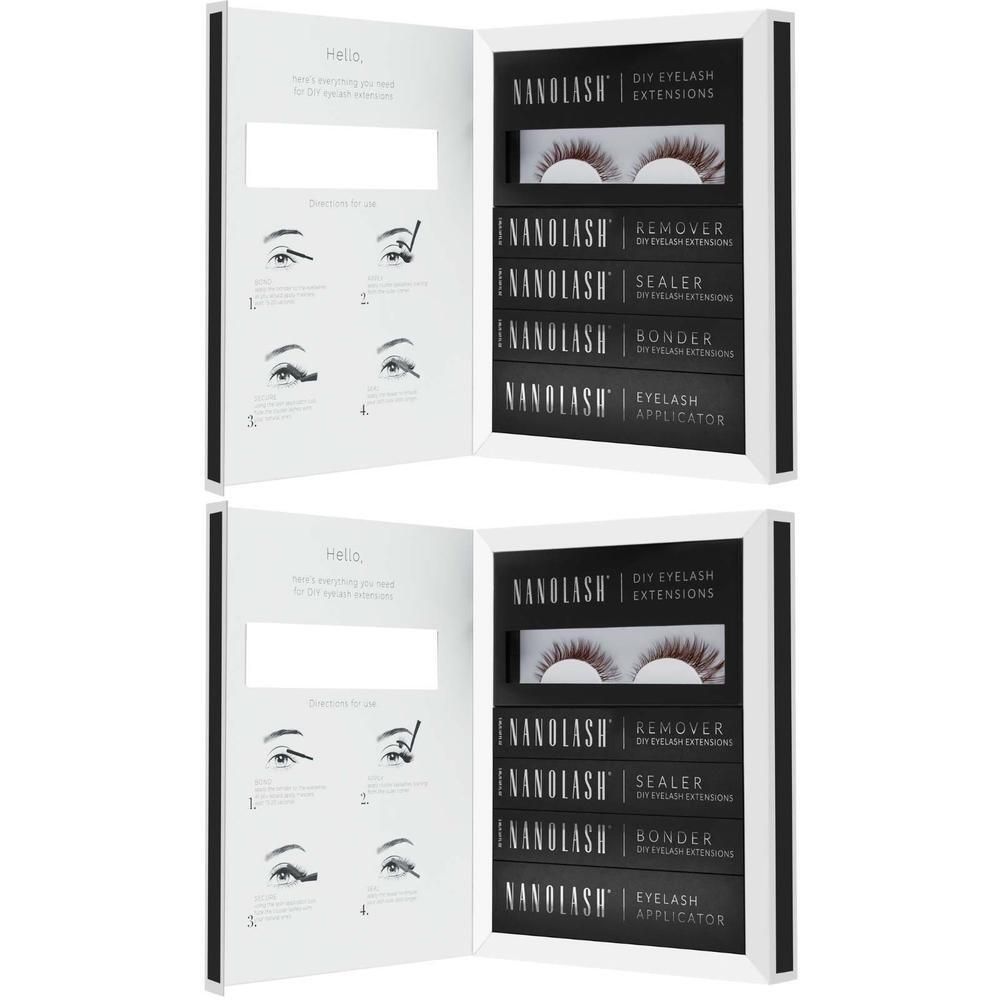 Zwei offene Nanolash DIY Eyelash Extensions Kits. Jedes Kit enthält Wimpern, Remover, Sealer, Bonder und Applikator.