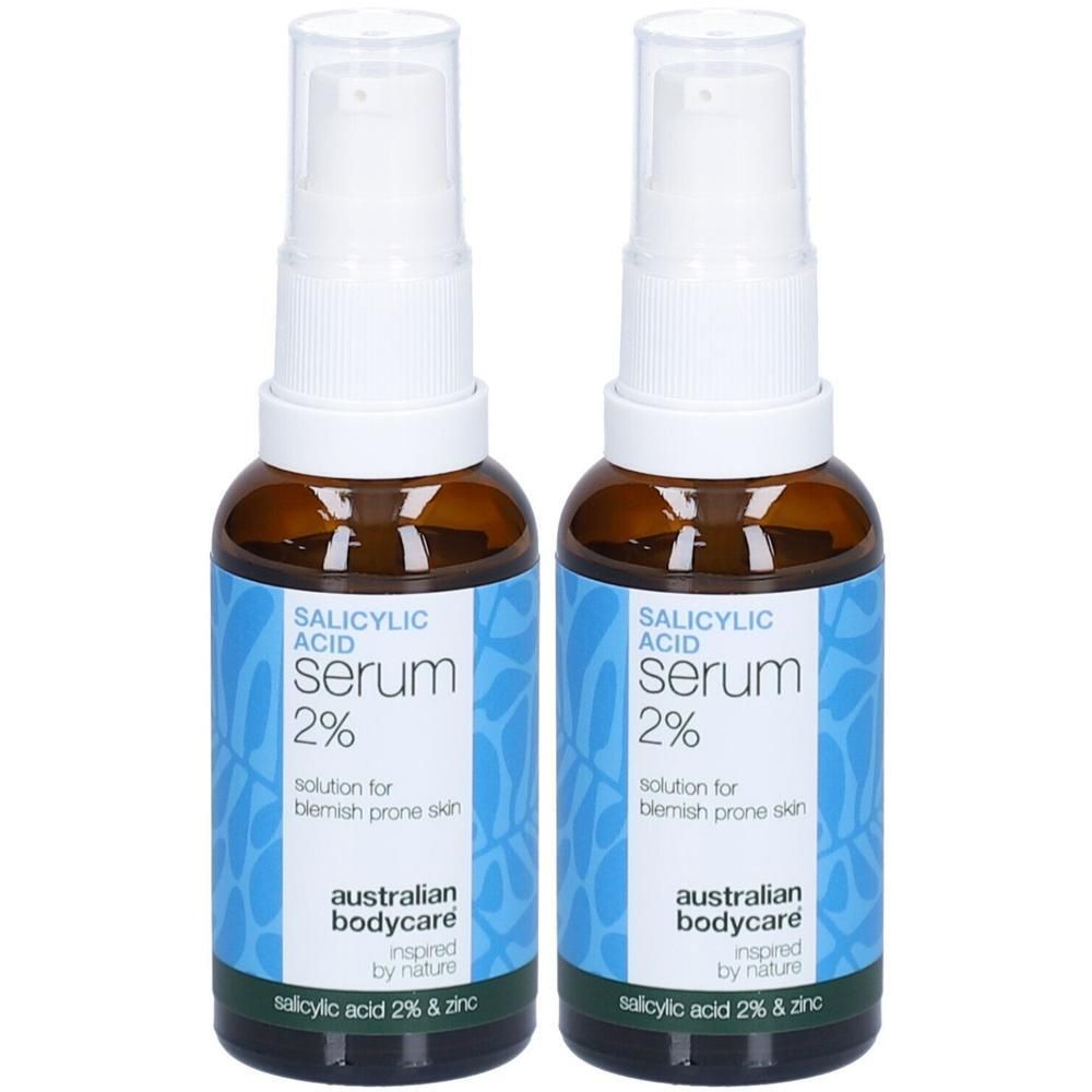 Zwei braune Pumpspenderflaschen mit Salicylsäure Serum 2% von Australian Bodycare.