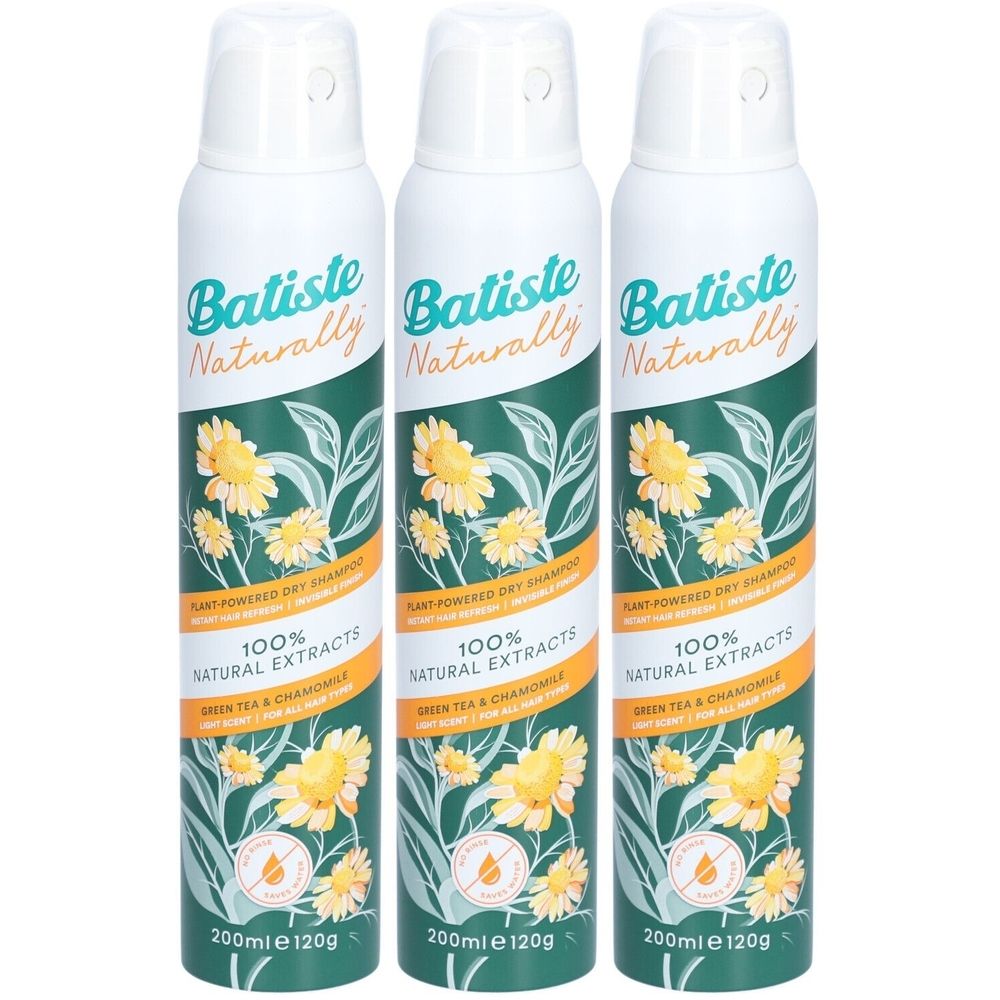 Drei Sprühflaschen Trockenshampoo. Aufschrift: Batiste Naturally, 100% Natural Extracts, Grüner Tee & Kamille. 200ml e 120g.
