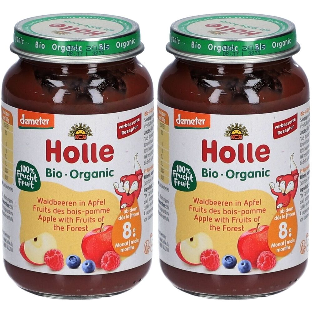 Zwei Gläser Holle Bio-Organic Babynahrung. Aufschrift: Waldbeeren in Apfel. Demeter-Siegel. Ab dem 8. Monat.