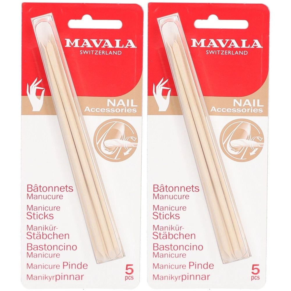 Deux paquets de bâtonnets à manucure. Chaque paquet contient cinq bâtonnets. Marque : Mavala. Inscription : Nail Accessories.