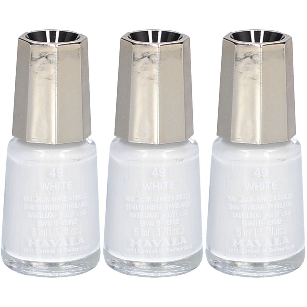 Trois flacons de vernis à ongles blanc avec bouchons argentés. Inscription : 49 WHITE, MAVALA, 5 ml.