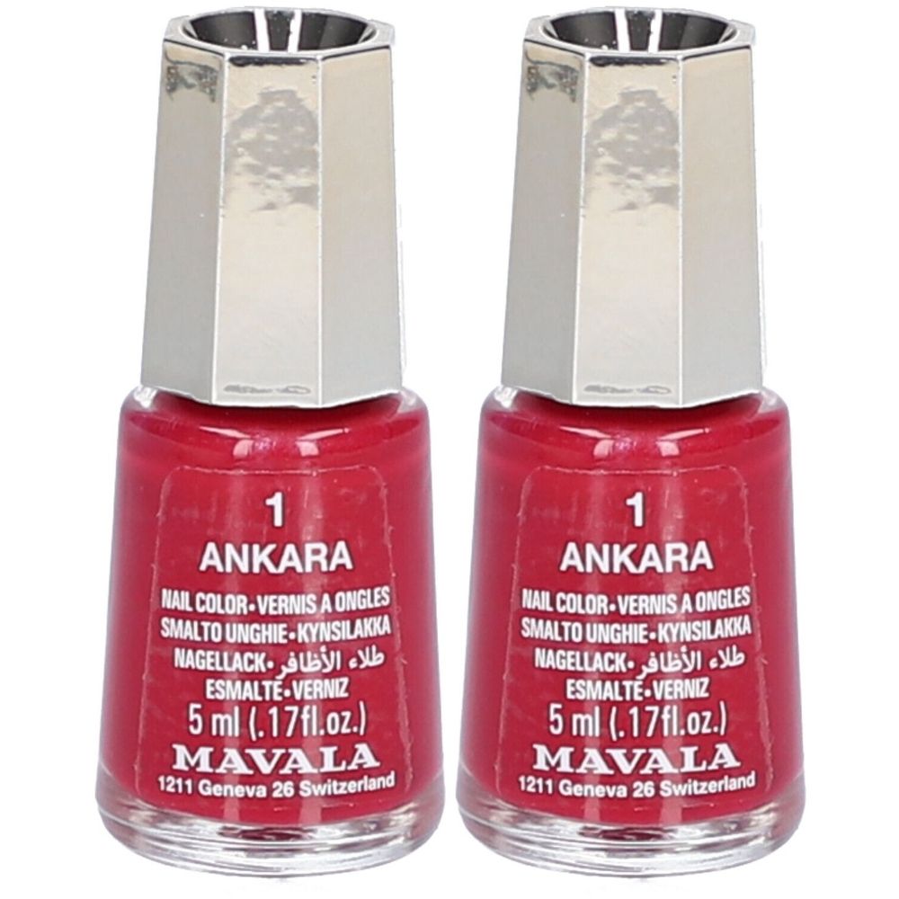 Zwei Flaschen Nagellack. Roter Lack mit silbernem Deckel. Aufschrift: Ankara, 5 ml, Mavala.