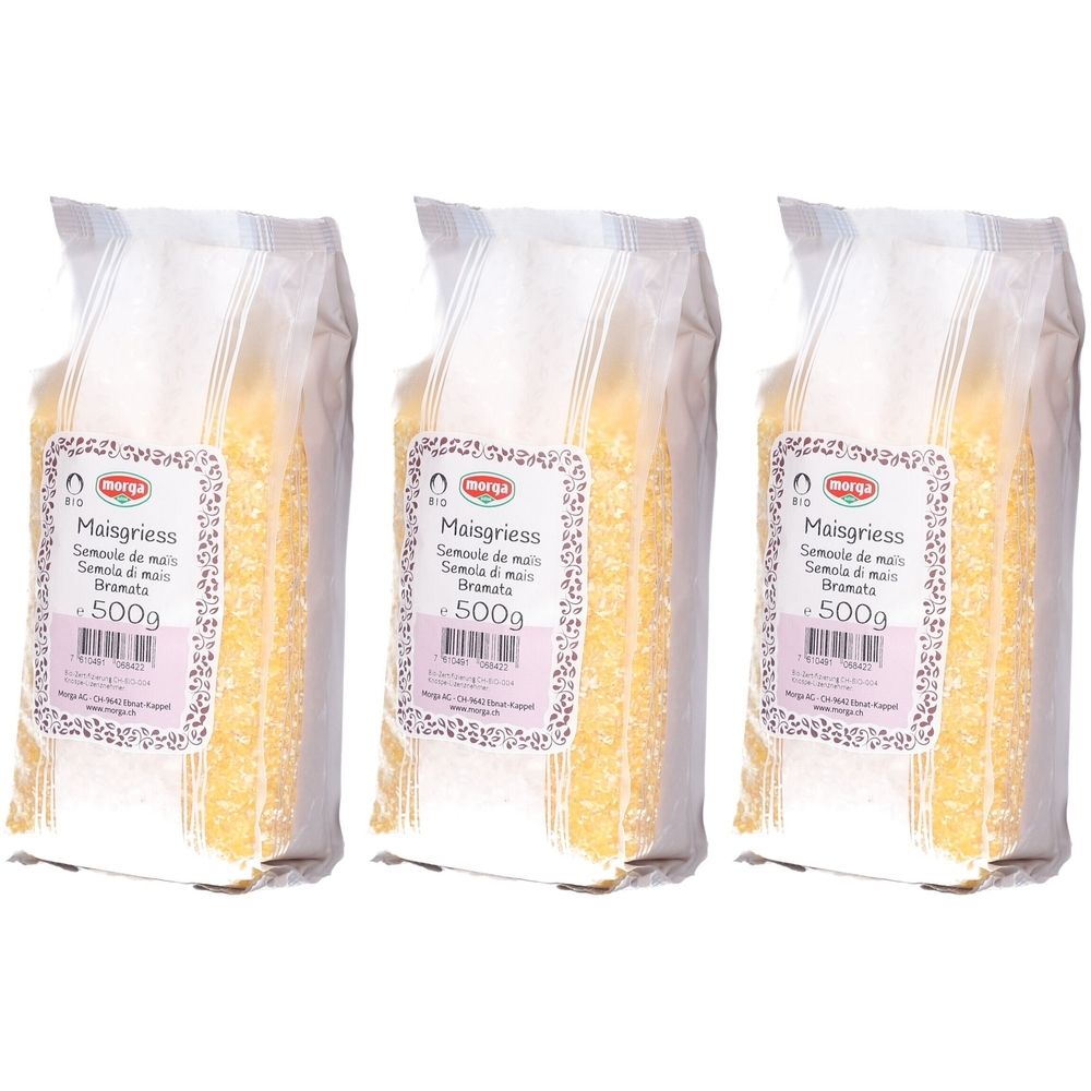 Drei Beutel Maisgrieß. Aufschrift: Maisgrieß, Semola di mais Bramata, 500g. Marke: morga.