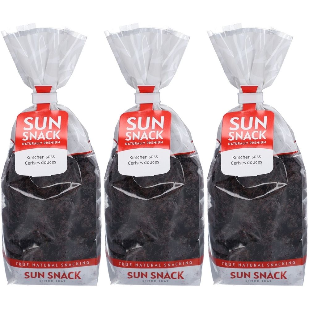 Drei transparente Beutel mit Kirschen. Jeder Beutel hat ein rotes Etikett mit dem Text SUN SNACK und Kirschen süss. Seit 1947.