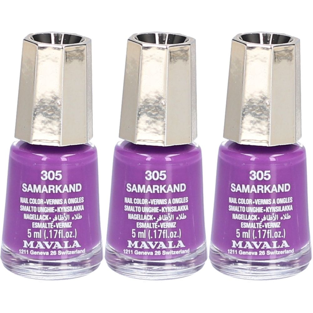 Drei Flakons Nagellack, lila Farbe. Aufschrift: 305 Samarkand, Mavala. Metallkappe. 5 ml.
