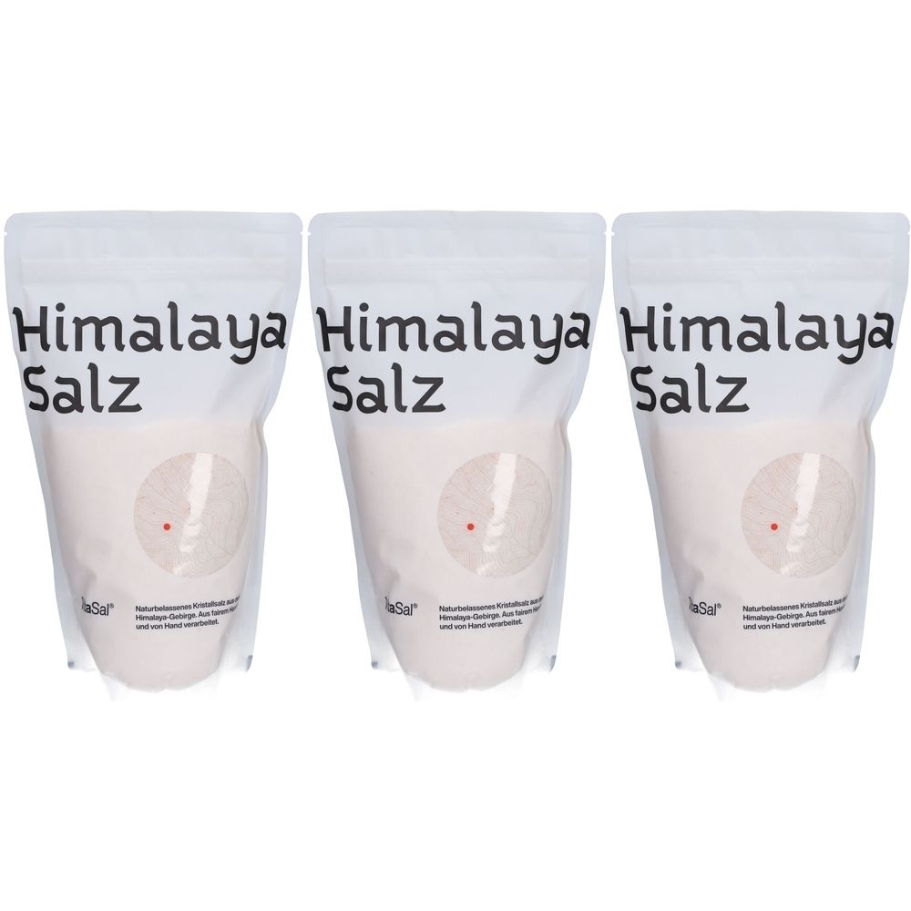 Trois sachets de sel de l'Himalaya. Emballage blanc avec l'inscription Himalaya Salz. Point rouge et logo en bas.