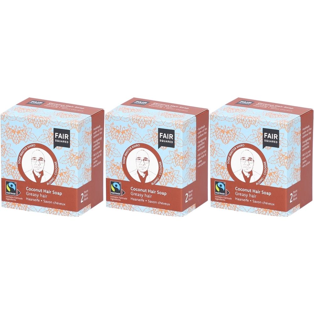 Trois boîtes carrées avec logo FAIR SQUARED et informations produit. Inscription: Coconut Hair Soap, pour cheveux gras.