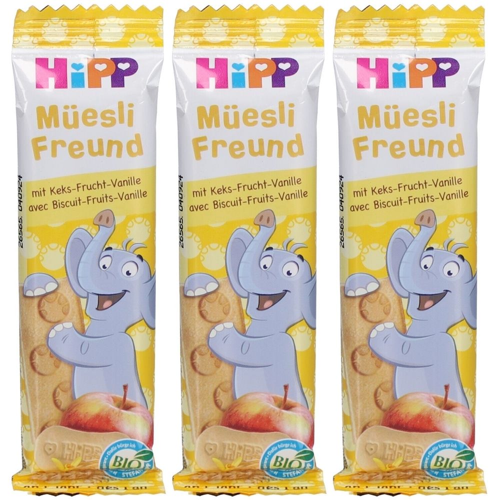 Trois barres de céréales emballées avec le logo HIPP. Un éléphant, une pomme et un biscuit sont représentés sur l'emballage. Label BIO.