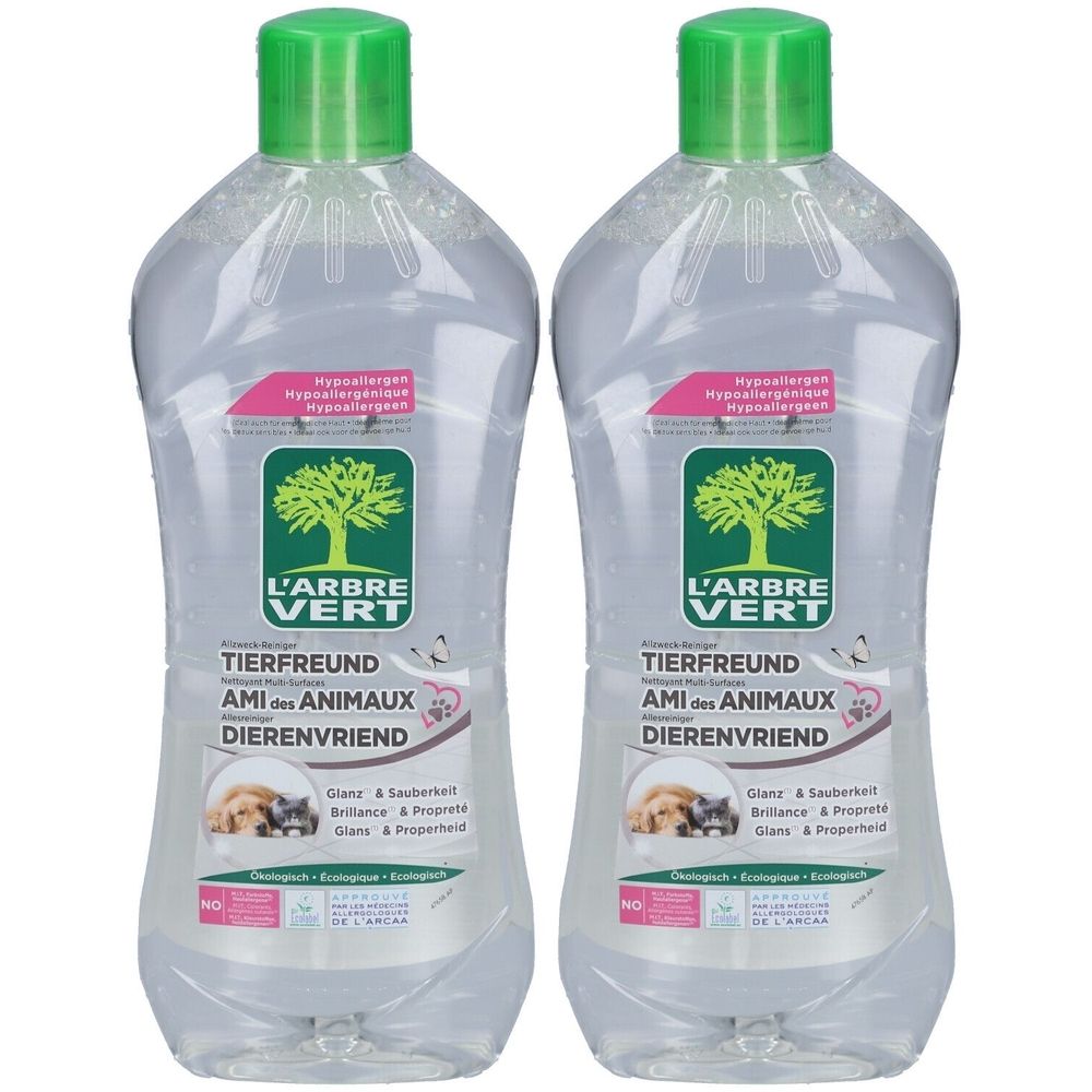 Zwei transparente Flaschen mit grünem Deckel. Aufschrift: L'ARBRE VERT, TIERFREUND, AMI des ANIMAUX, DIERENVRIEND. Hypoallergen.