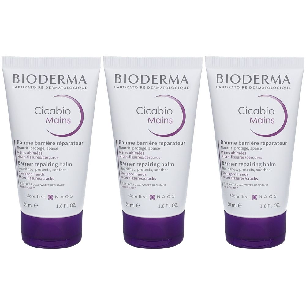 Drei Tuben Handcreme. Aufschrift: Bioderma Cicabio Mains, Barrier repairing balm. Lila Verschlusskappe.