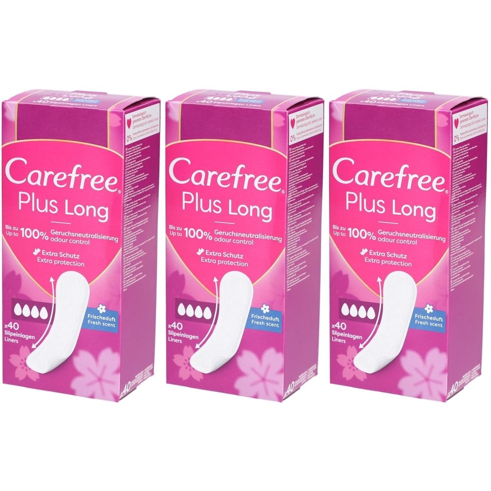 Trois boîtes de protège-slips Carefree Plus Long. Emballage rose avec nom et illustration du produit. 40 protège-slips.