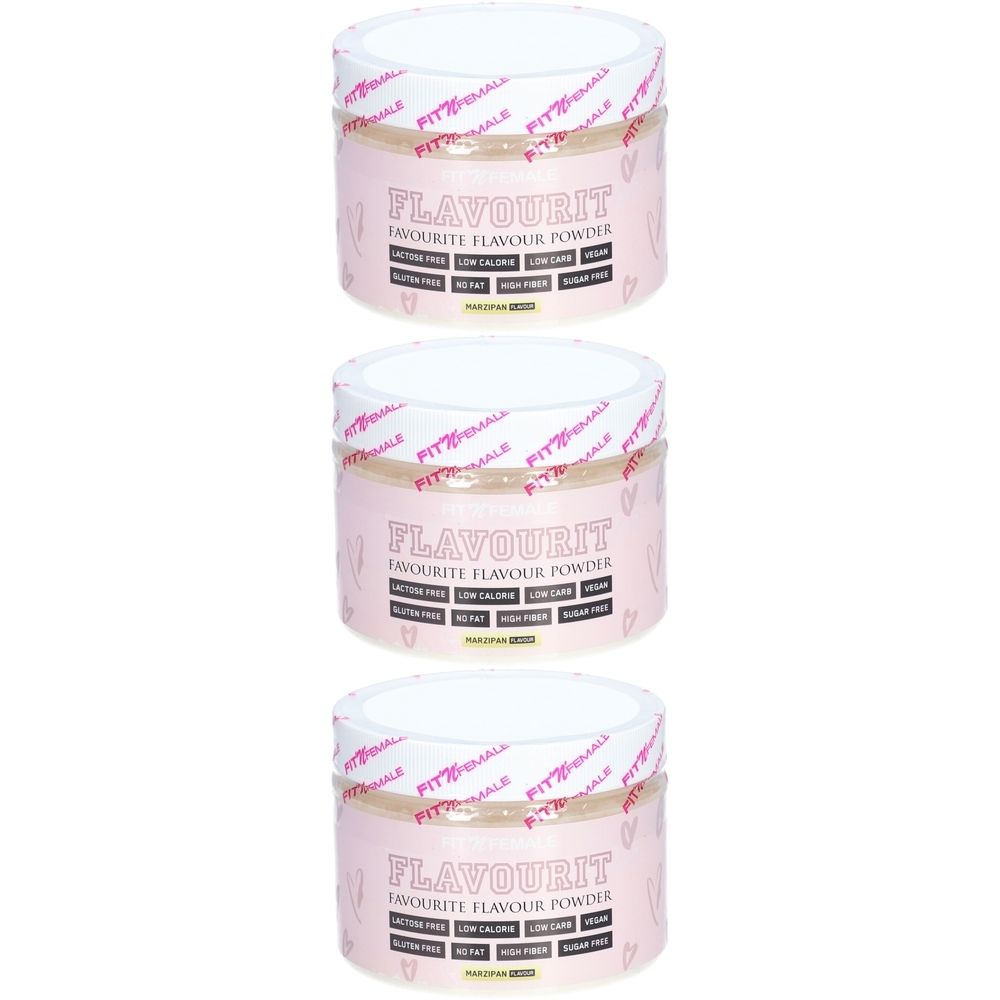 Trois pots de poudre aromatisée FitnFemale Flavourit Marzipan. Étiquette rose, couvercle blanc. Inscriptions : Sans gluten, faible en calories, végétalien.