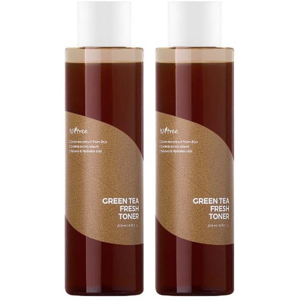 Deux flacons de toner vert. Liquide brun, bouchon blanc. Texte: Green Tea Fresh Toner. Marque: Isntree.