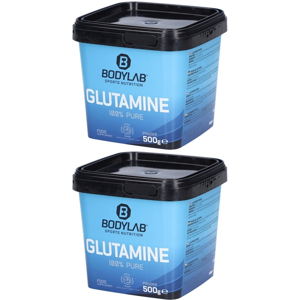 Zwei blaue Behälter mit schwarzem Deckel. Aufschrift: BODYLAB, GLUTAMINE, 100% PURE, 500g.