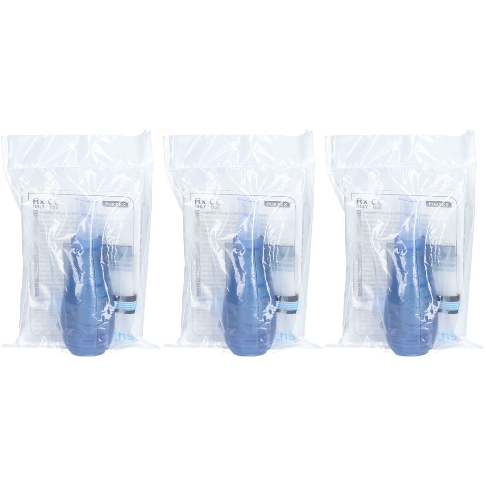 Trois systèmes de thérapie PEP vibratoire bleus dans des sachets transparents. Chacun contient un appareil bleu et des accessoires.