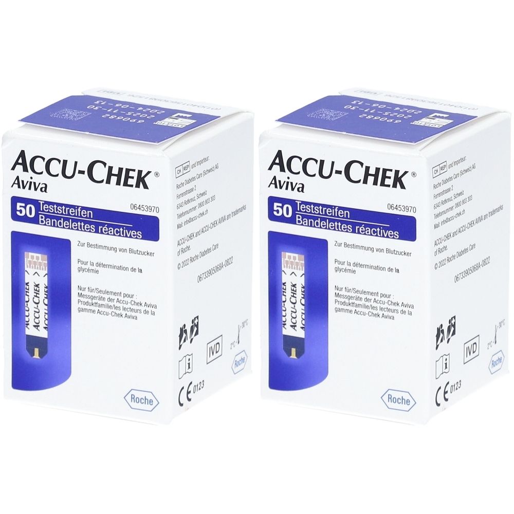 Zwei Packungen ACCU-CHEK Aviva Teststreifen. Jede Packung enthält 50 Teststreifen. Aufdrucke: CE-Kennzeichnung, Roche-Logo.