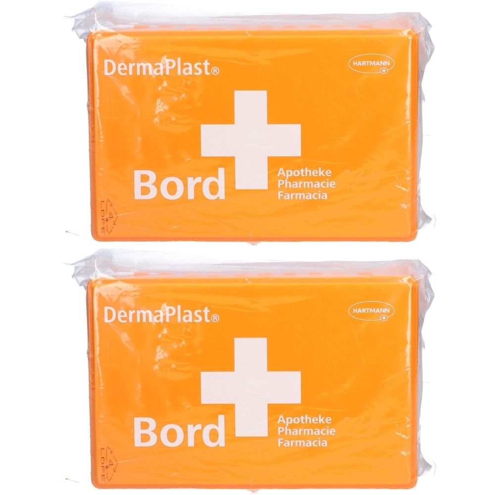 Zwei orangefarbene Erste-Hilfe-Kästen in Folie. Aufschrift: DermaPlast, Kreuz, Bord, Apotheke Pharmacie Farmacia. Logo HARTMANN.