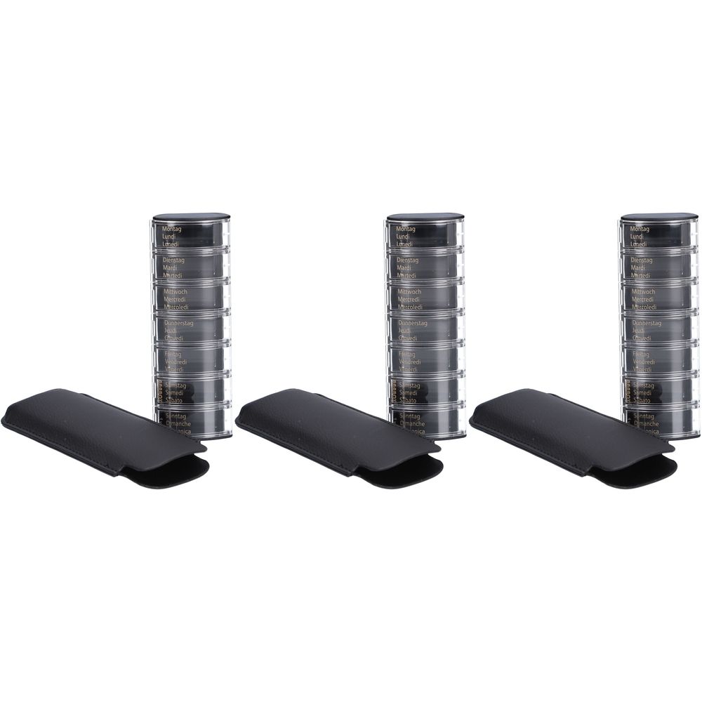 Trois piluliers cylindriques transparents à sept compartiments avec étuis noirs rectangulaires. Les compartiments sont marqués.